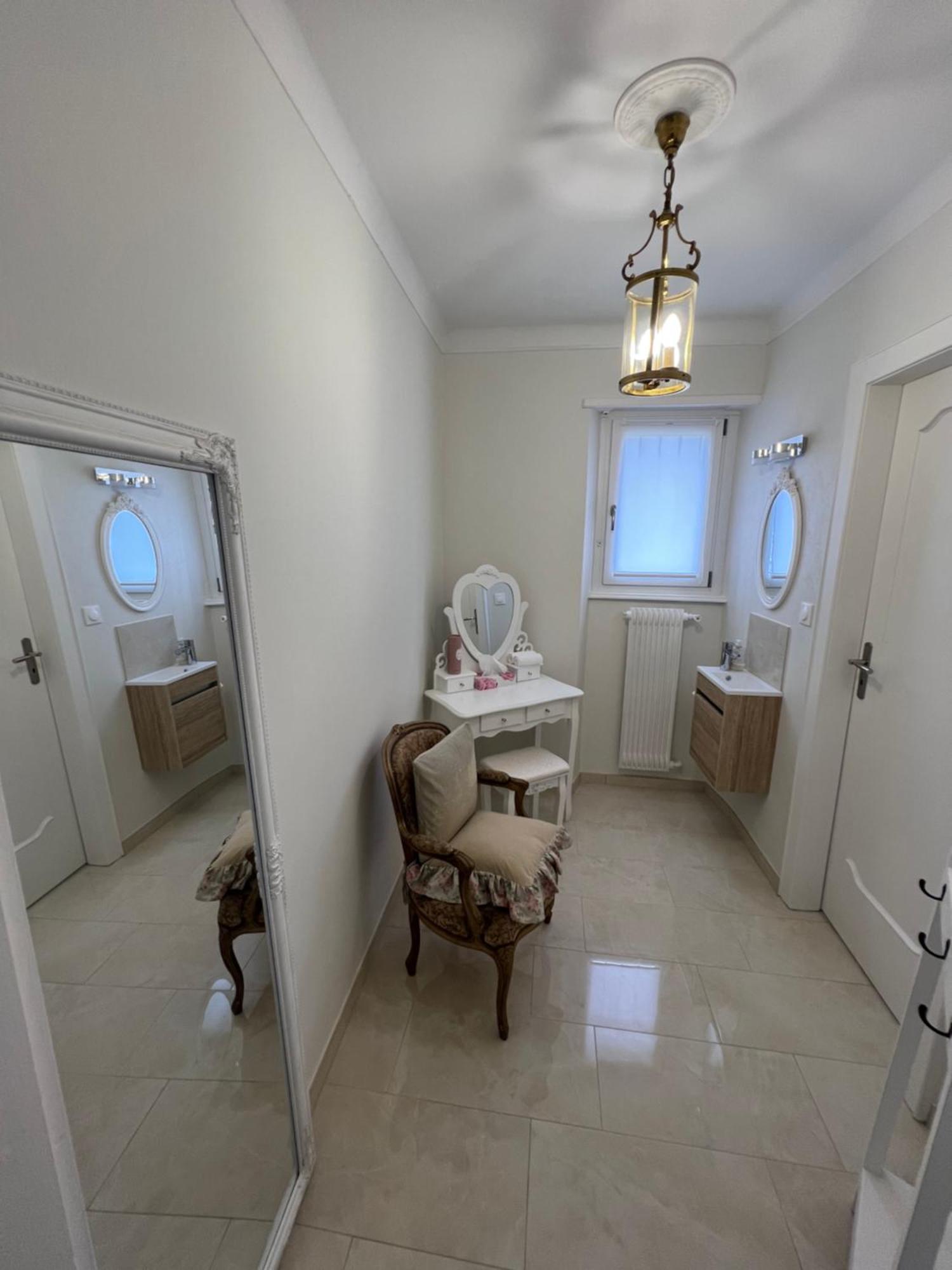 Bonne Idee - Suite Georges - Meuble De Tourisme 4 Etoiles Шатнуа Экстерьер фото